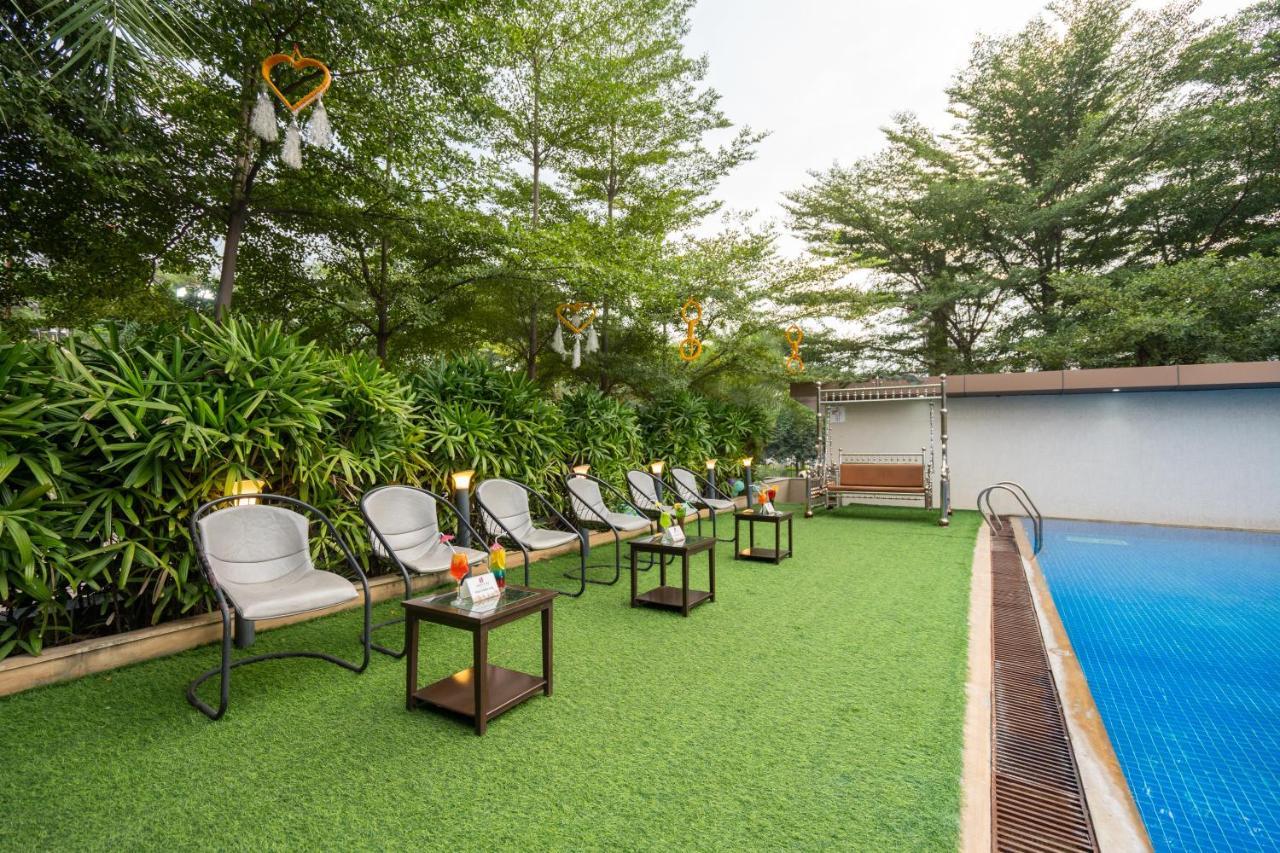 Jalashray Resort Nadiād Exterior foto