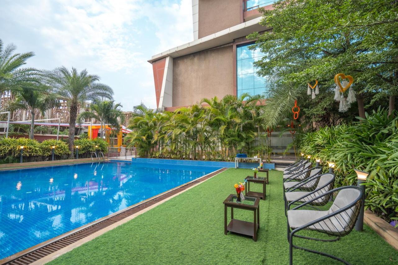 Jalashray Resort Nadiād Exterior foto